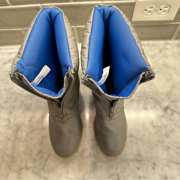 Vintage Retro Fashion Gray Snow Boot Wedge Size 7 - Picture 8 of 10